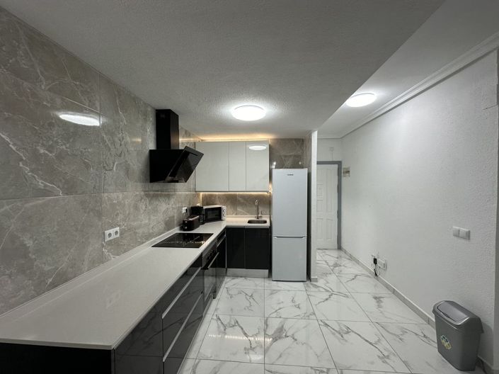 Image No.7-Appartement de 2 chambres à vendre à Torrevieja