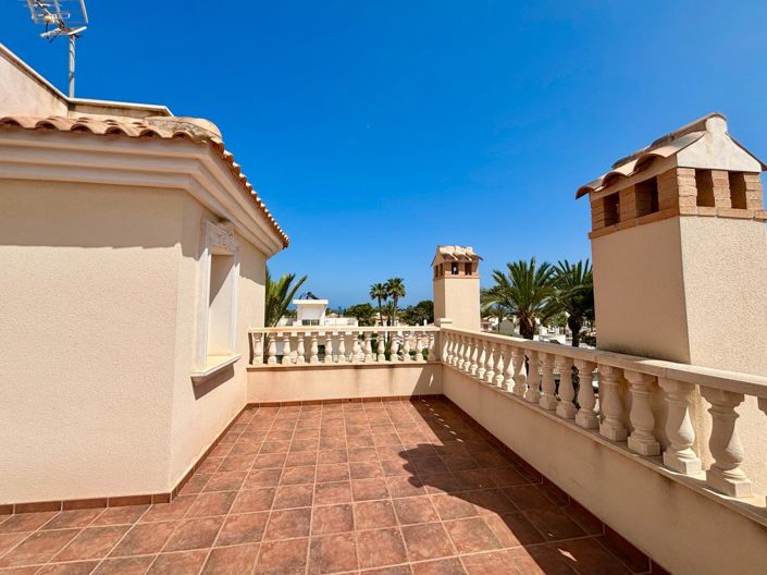 Image No.24-4 Bed Villa for sale