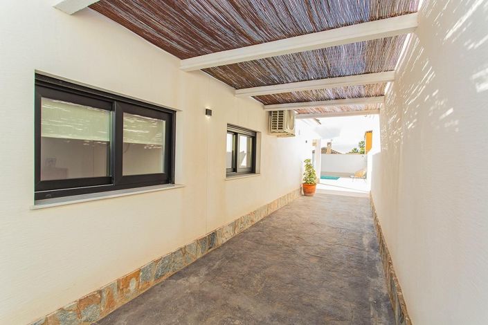 Image No.3-2 Bed House for sale