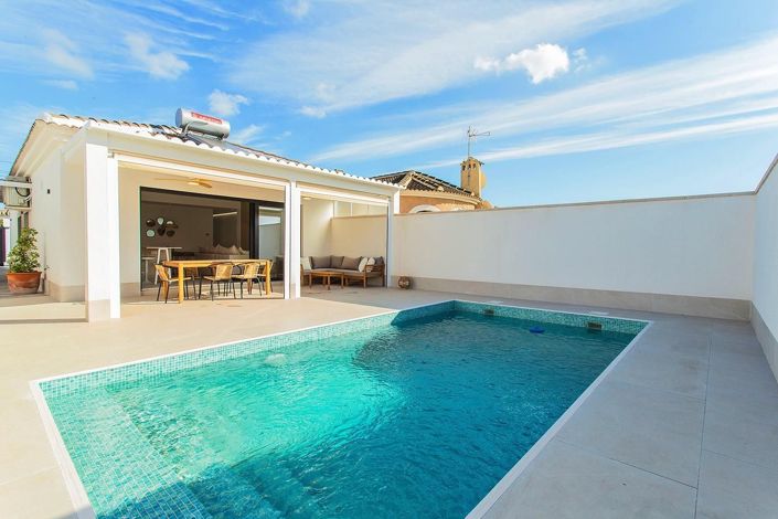 Image No.43-2 Bed House for sale