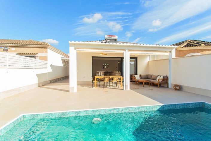 Image No.44-2 Bed House for sale
