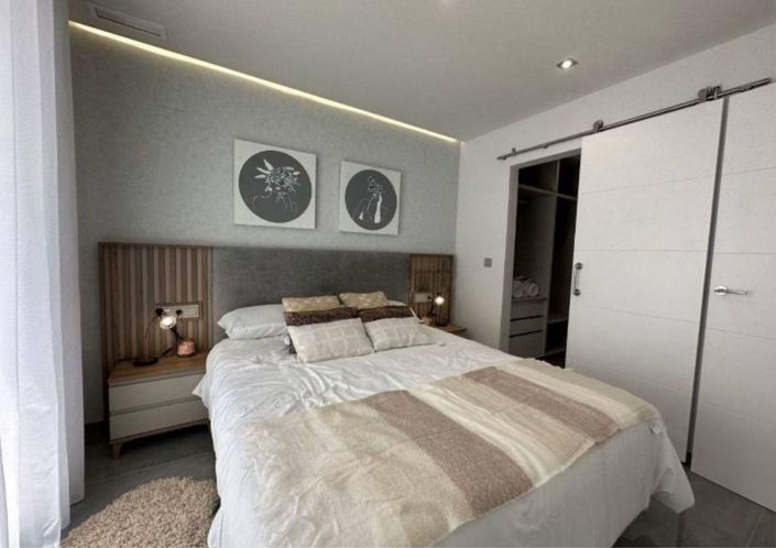 Image No.13-3 Bed Villa for sale