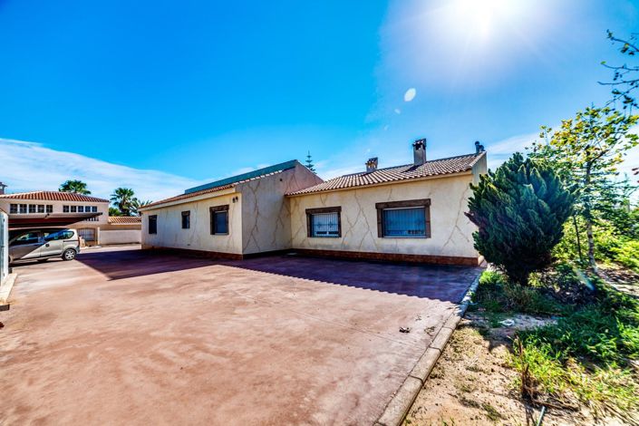 Image No.8-4 Bed Villa for sale