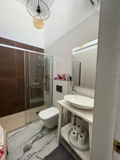 Image No.16-2 Bed House for sale