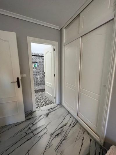 Image No.20-2 Bed House for sale