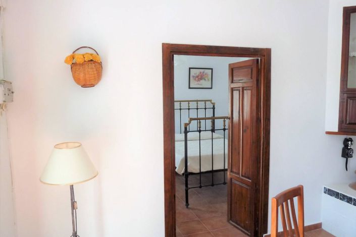 Image No.13-4 Bed Townhouse for sale