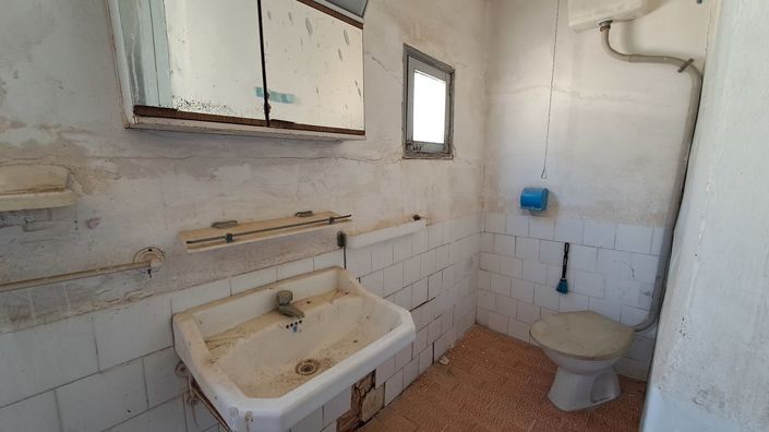 Image No.34-10 Bed Apartment for sale