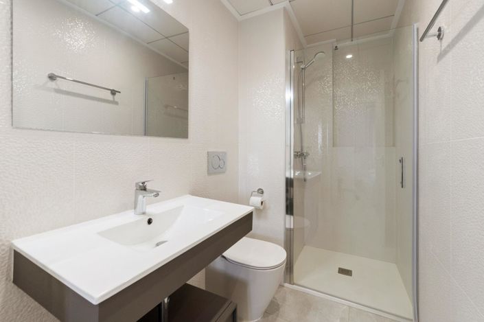 Image No.15-2 Bed Apartment for sale