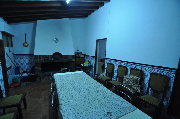 Image No.6-7 Bed House for sale