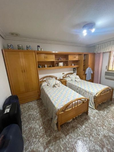 Image No.13-4 Bed Apartment for sale