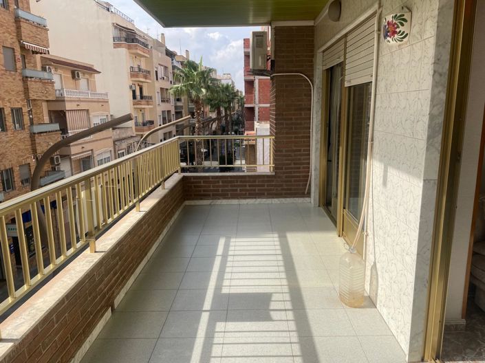Image No.2-4 Bed Apartment for sale