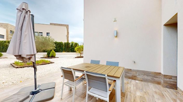 Image No.46-4 Bed Villa for sale