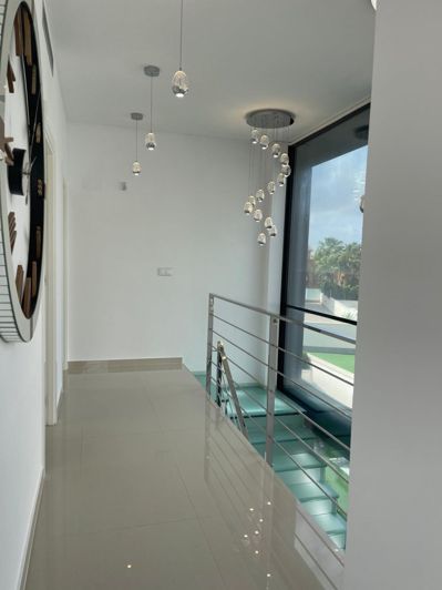 Image No.41-5 Bed Villa for sale