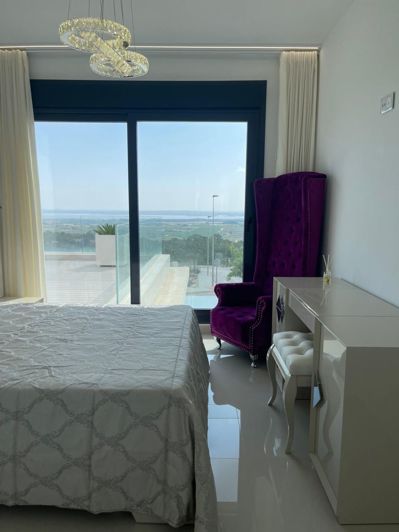 Image No.47-5 Bed Villa for sale