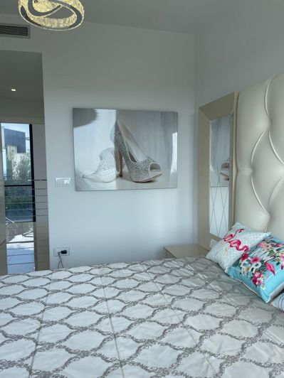 Image No.48-5 Bed Villa for sale