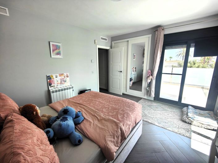 Image No.31-5 Bed Villa for sale