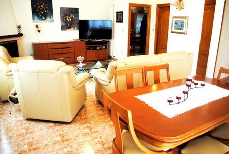 Image No.5-3 Bed Villa for sale