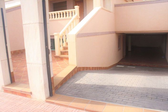 Image No.2-Maison de 3 chambres à vendre à Torrevieja