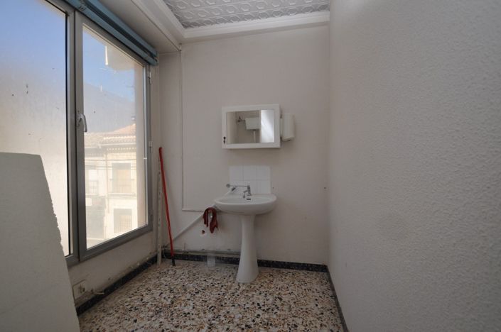 Image No.13-5 Bed Apartment for sale