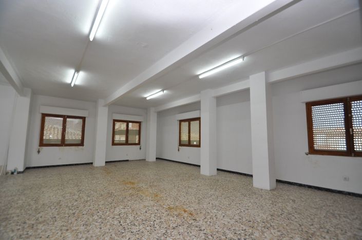 Image No.19-5 Bed Apartment for sale