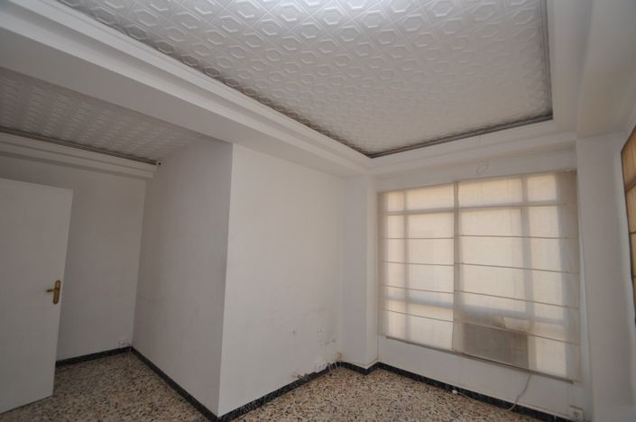 Image No.3-5 Bed Apartment for sale