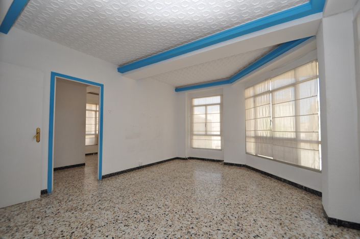 Image No.8-5 Bed Apartment for sale