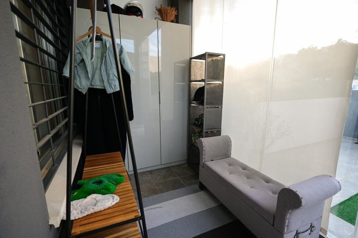 Image No.11-3 Bed House for sale