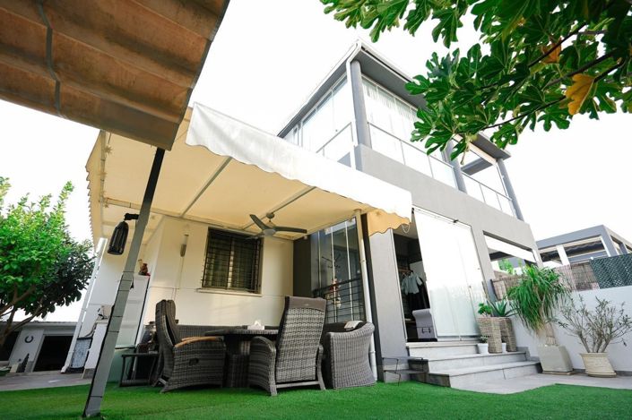 Image No.2-3 Bed House for sale