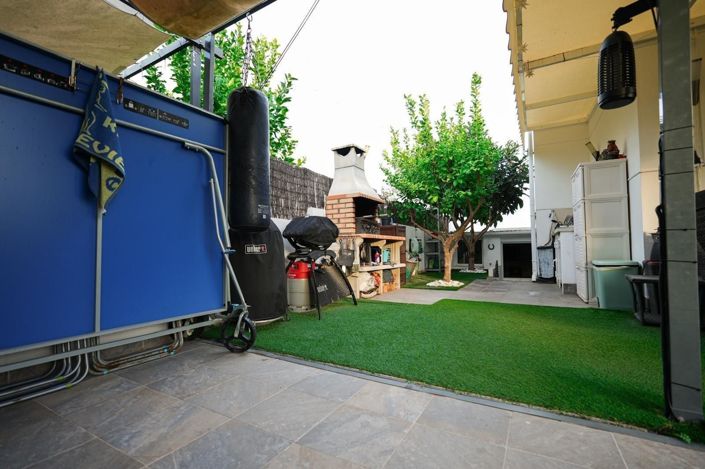 Image No.6-3 Bed House for sale