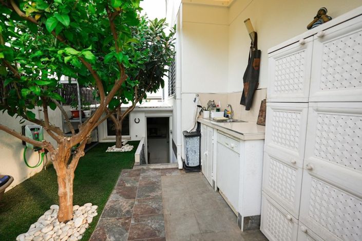 Image No.7-3 Bed House for sale