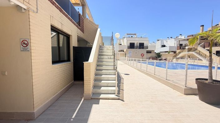 Image No.17-3 Bed Apartment for sale