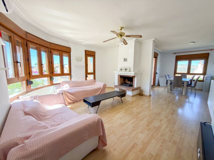 Image No.21-3 Bed Villa for sale