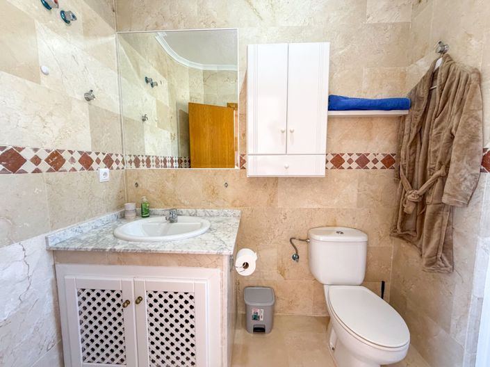 Image No.27-3 Bed Villa for sale