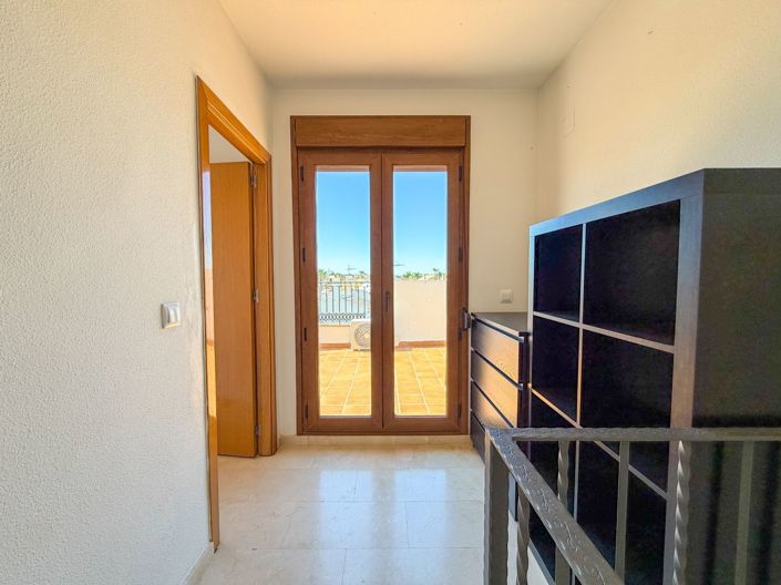 Image No.32-3 Bed Villa for sale