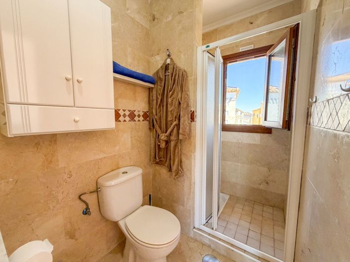 Image No.37-3 Bed Villa for sale
