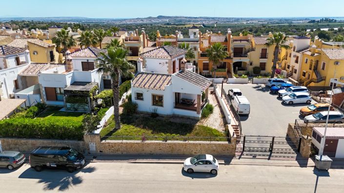 Image No.45-3 Bed Villa for sale