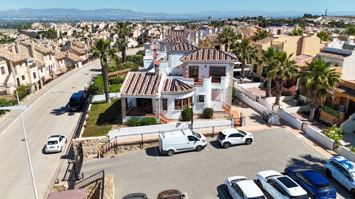 Image No.47-3 Bed Villa for sale