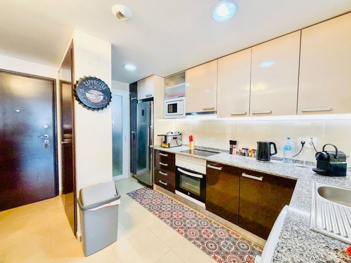Image No.17-2 Bed Apartment for sale