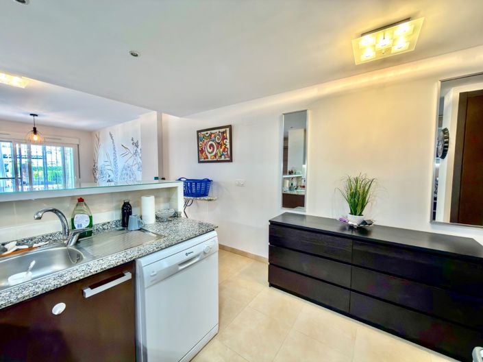 Image No.18-2 Bed Apartment for sale