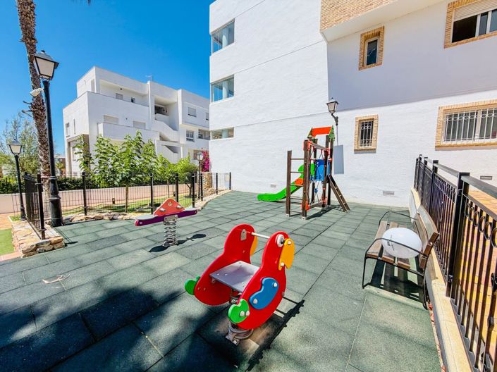 Image No.28-2 Bed Apartment for sale