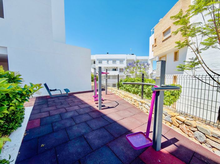Image No.29-2 Bed Apartment for sale