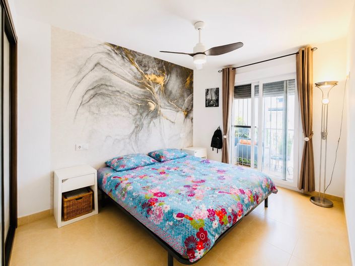 Image No.8-2 Bed Apartment for sale
