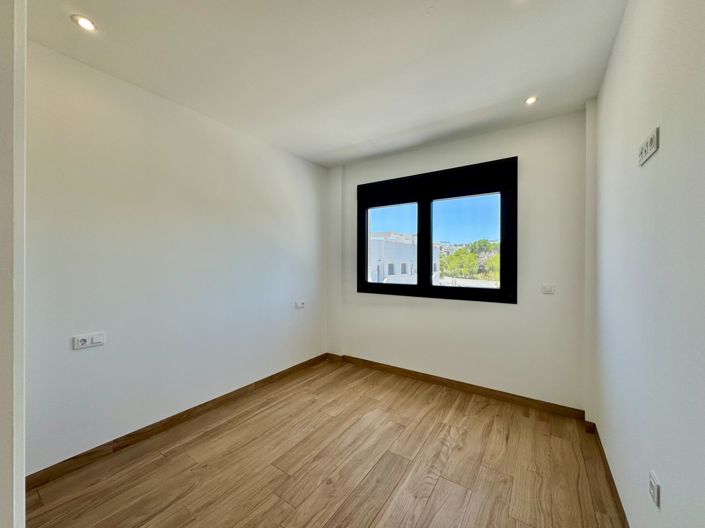 Image No.6-2 Bed Penthouse for sale