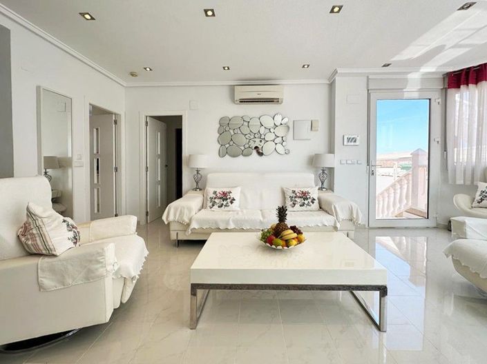 Image No.18-4 Bed Villa for sale