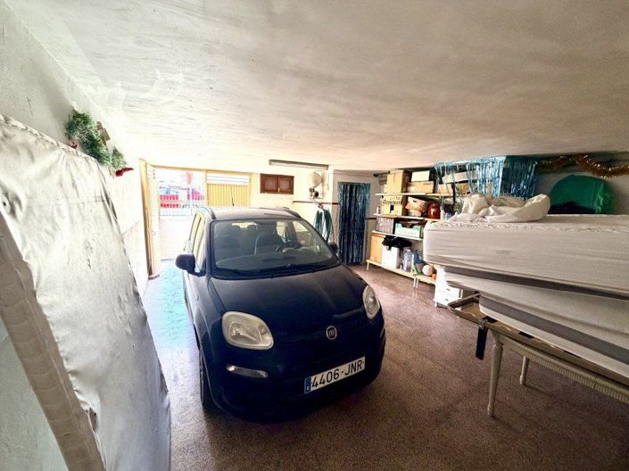 Image No.2-Maison de 4 chambres à vendre à Formentera Del Segura