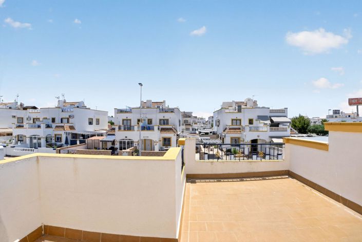 Image No.20-3 Bed Duplex for sale
