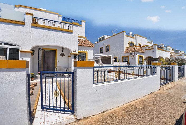 Image No.30-3 Bed Duplex for sale