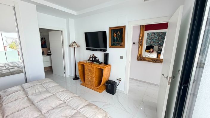 Image No.31-3 Bed Villa for sale