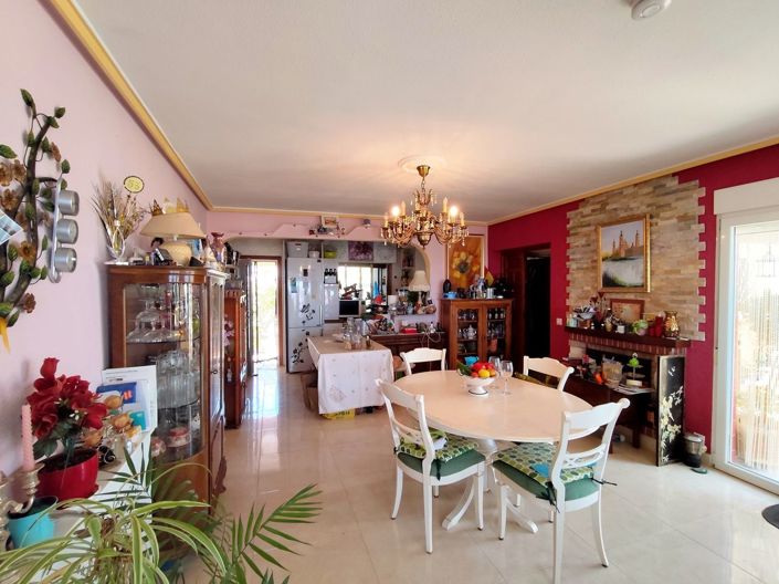 Image No.13-3 Bed Villa for sale