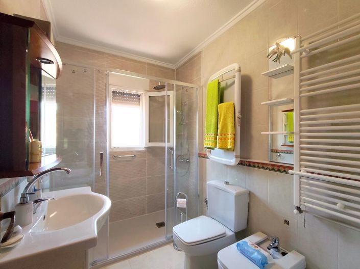 Image No.23-3 Bed Villa for sale